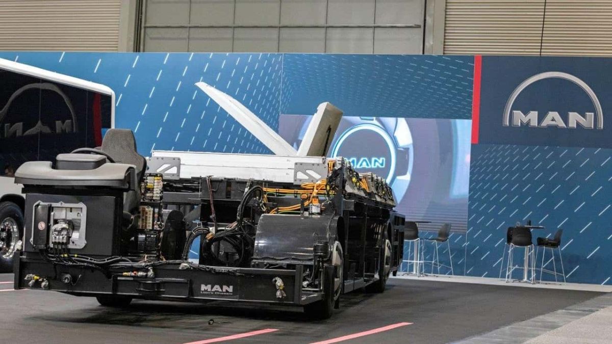 images/newsimages_bus_en/Down Under MAN Lions Chassis E celebrates World Premiere in Sydney.jpg#joomlaImage://local-images/newsimages_bus_en/Down Under MAN Lions Chassis E celebrates World Premiere in Sydney.jpg?width=1280&height=720