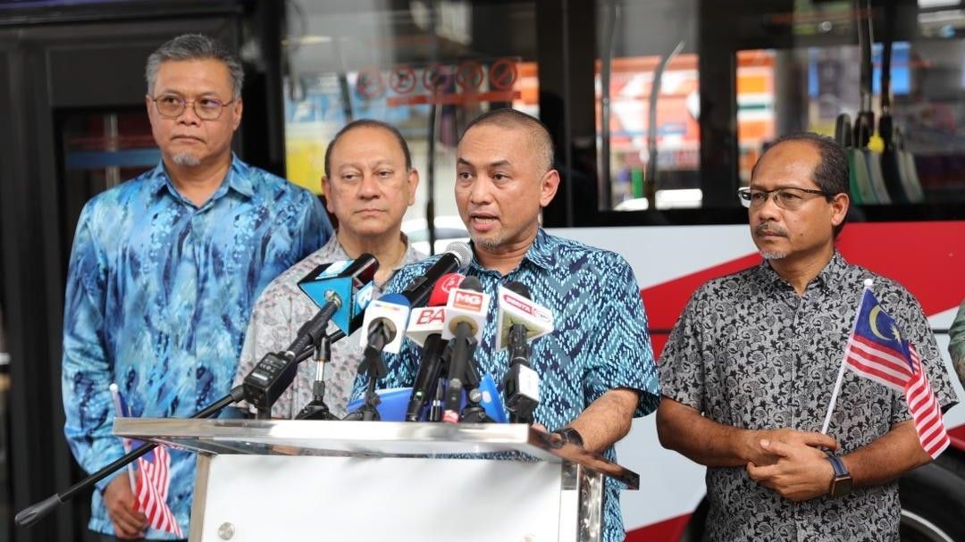 images/newsimages_bus_bahasa/2025/Gambar 2.jpeg#joomlaImage://local-images/newsimages_bus_bahasa/2025/Gambar 2.jpeg?width=1080&height=607