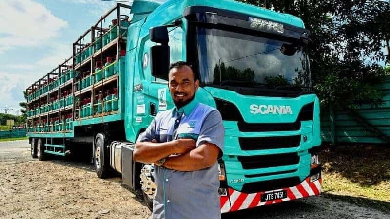 images/newsimages_bus_bahasa/Scania Ecolution and Rakan Kongsi Berjaya Mengurangkan CO2 Bersamaan Dengan Penanaman 10 000 Pokok.jpg#joomlaImage://local-images/newsimages_bus_bahasa/Scania Ecolution and Rakan Kongsi Berjaya Mengurangkan CO2 Bersamaan Dengan Penanaman 10 000 Pokok.jpg?width=800&height=450